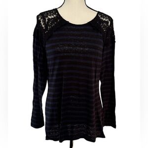 Gap stripped sweatshirt size L